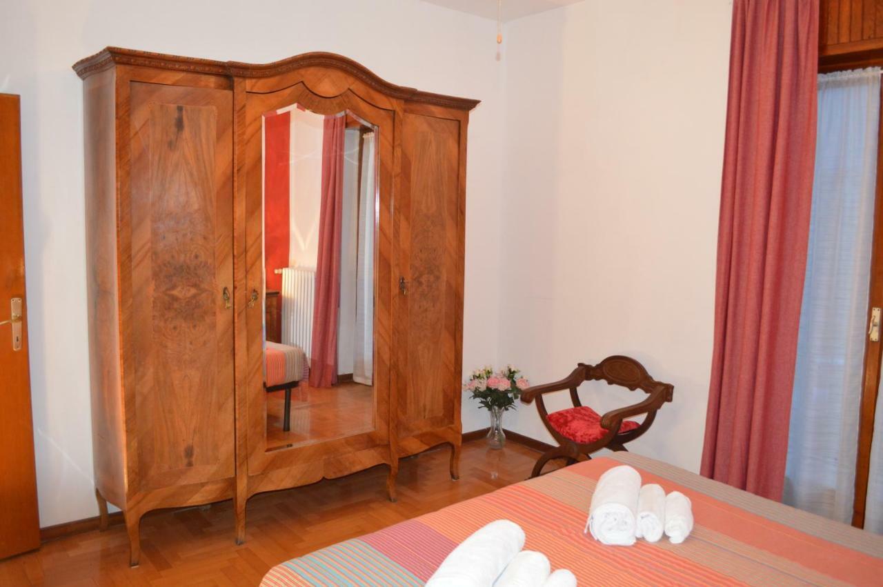 Betty'S House Apartment Mandello del Lario Exterior foto